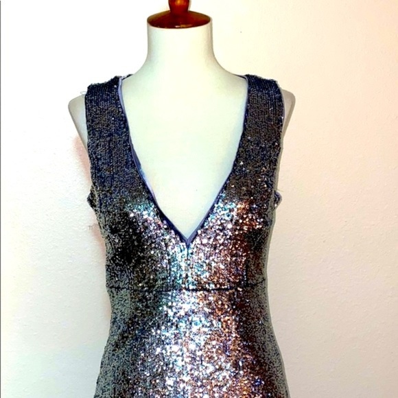 Bardot All Over sequin dress - Picture 4 of 13